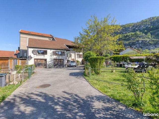 Maison 5 pièces 120 m²
