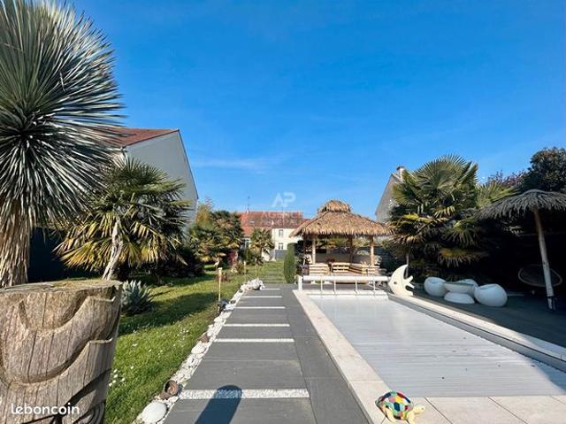 Maison 5 pièces 120 m²