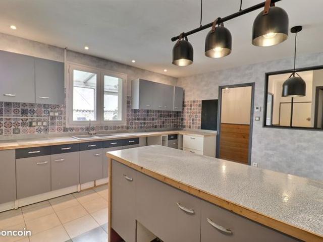 Maison 5 pièces 120 m²