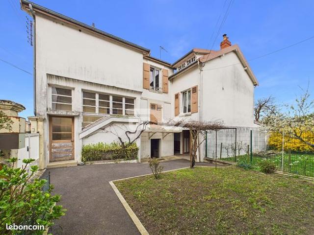 Maison 5 pièces 120 m²