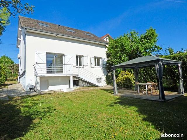 Maison 5 pièces 120 m²