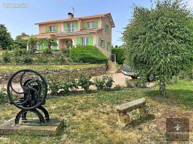 Maison 5 pièces 120 m²