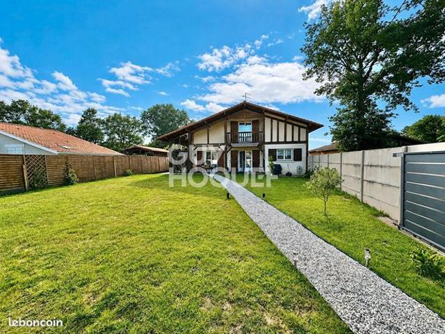 Maison 5 pièces 120 m²