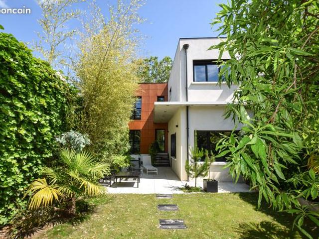 Maison 5 pièces 120 m²