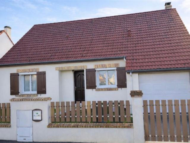 Maison 5 pièces, 120 m² à louer à Orléans 45000