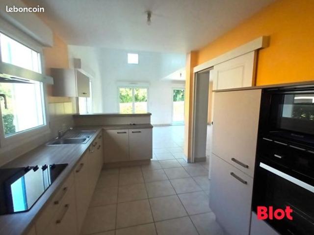 Maison 5 pièces 121 m²