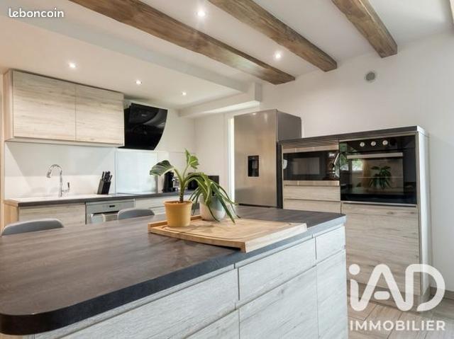 Maison 5 pièces 121 m²