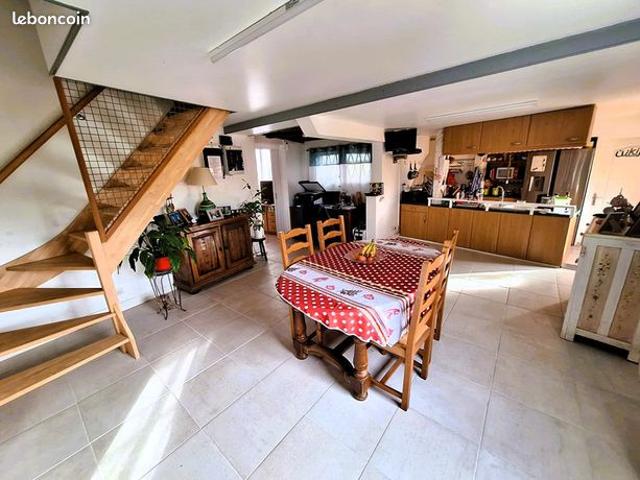 Maison 5 pièces 121 m²