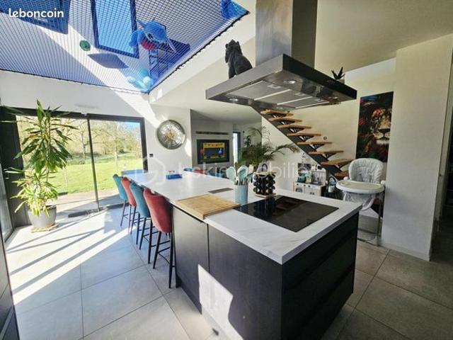 Maison 5 pièces 121 m²