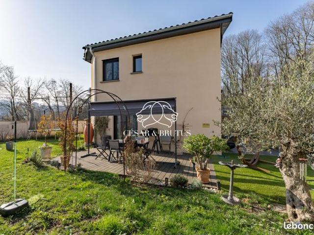 Maison 5 pièces 121 m²