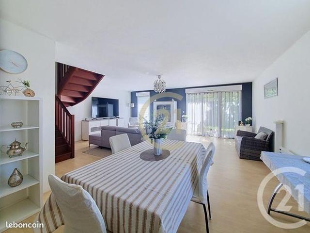Maison 5 pièces 121 m²