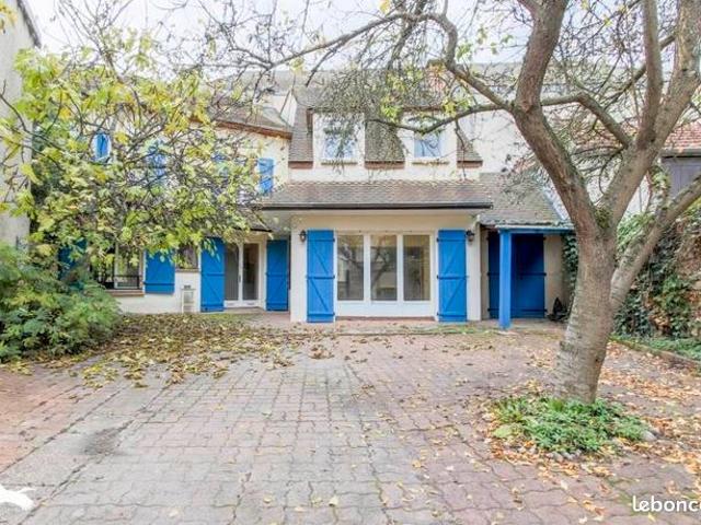 Maison 5 pièces 121 m²