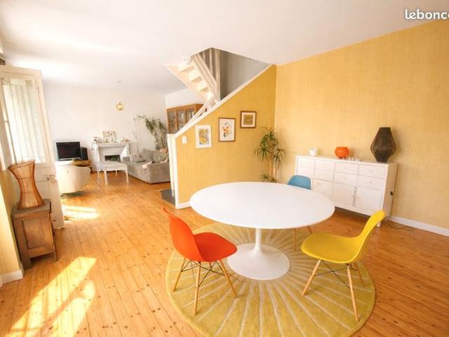 Maison 5 pièces 121 m²