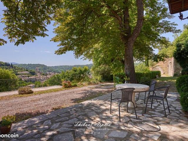 Maison 5 pièces 121 m²