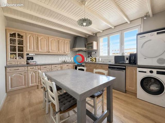 Maison 5 pièces 121 m²