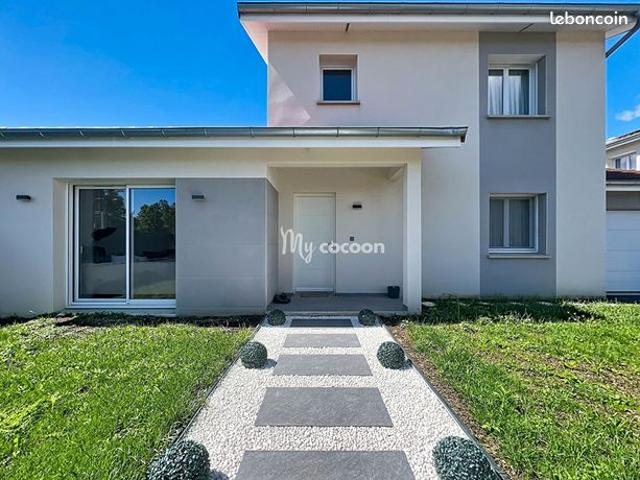 Maison 5 pièces 121 m²