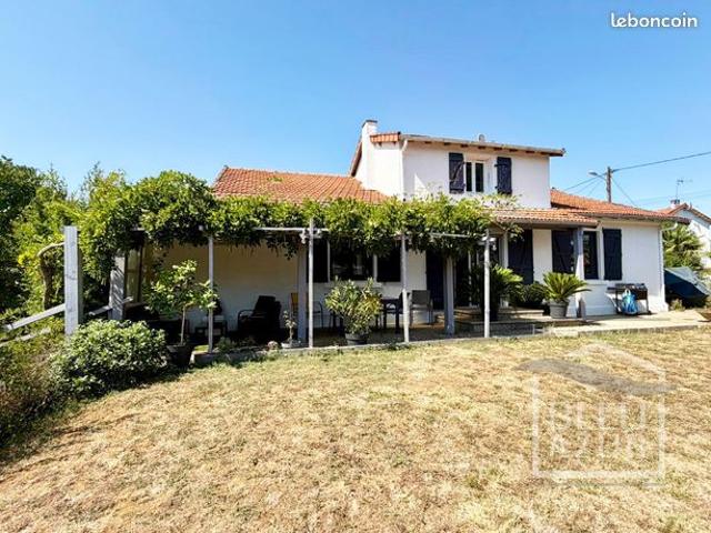 Maison 5 pièces 121 m²
