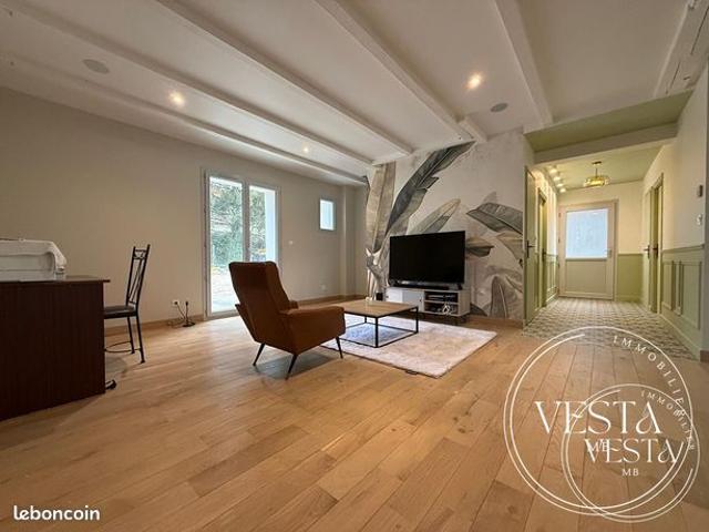 Maison 5 pièces 121 m²