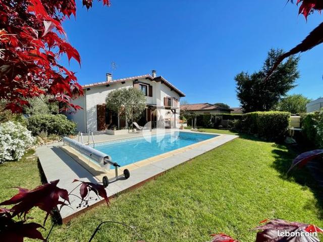 Maison 5 pièces 121 m²