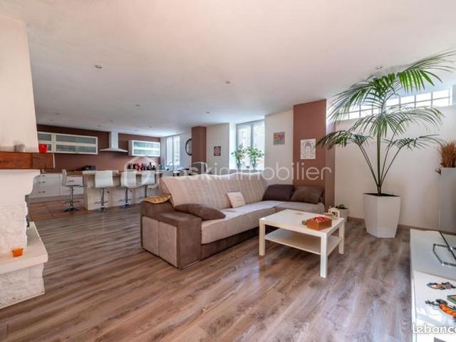 Maison 5 pièces 121 m²