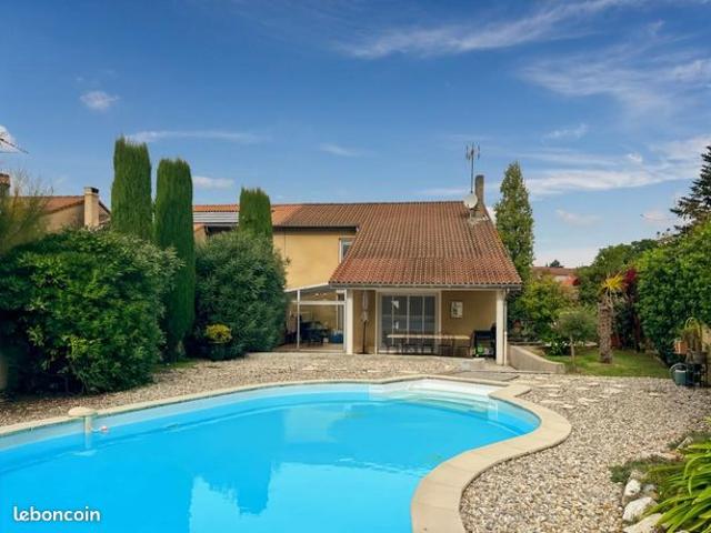 Maison 5 pièces 121 m²
