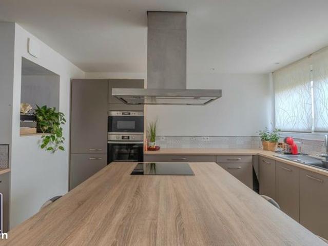 Maison 5 pièces 122 m²