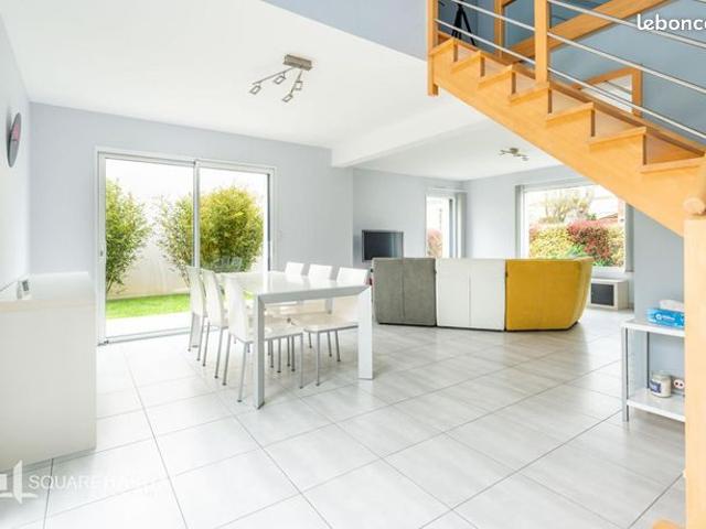 Maison 5 pièces 122 m²