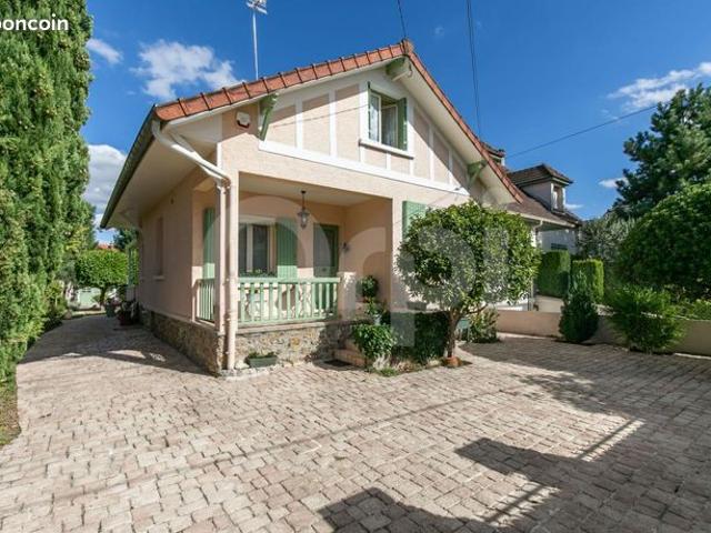 Maison 5 pièces 122 m²
