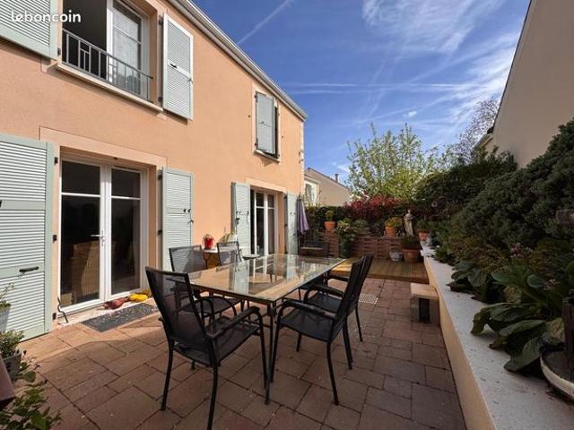 Maison 5 pièces 122 m²