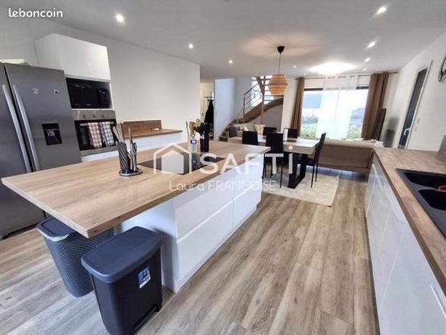 Maison 5 pièces 122 m²