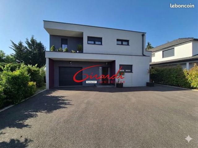 Maison 5 pièces 122 m²