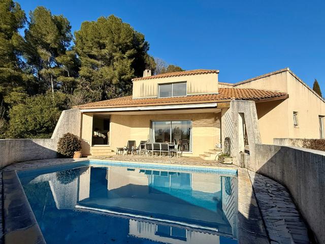 Maison 5 pièces 130 m²