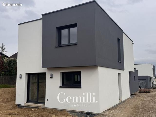 Maison 5 pièces 122 m²