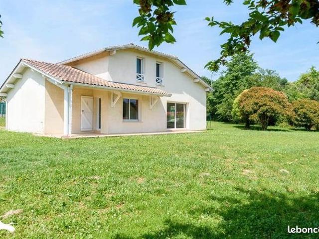 Maison 5 pièces 122 m²