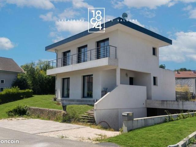 Maison 5 pièces 122 m²