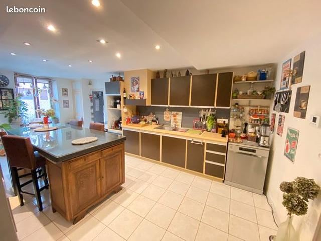 Maison 5 pièces 122 m²