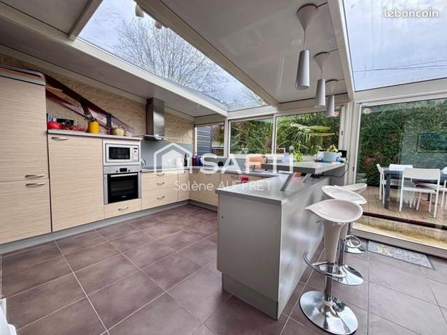 Maison 5 pièces 122 m²