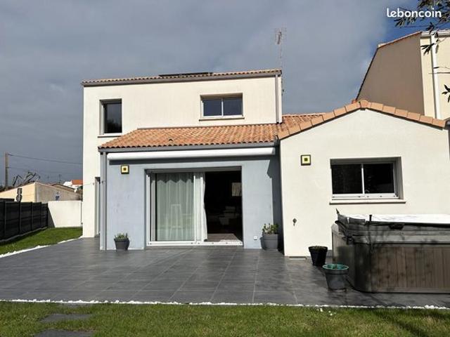 Maison 5 pièces 122 m²