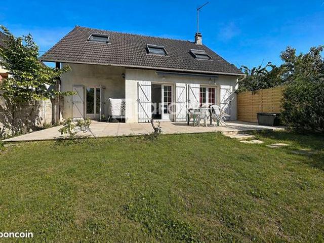 Maison 6 pièces 122 m²