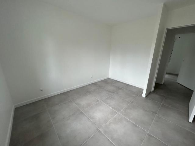 Maison 5 pièces, 122 m² à louer à Joué lès Tours 37300