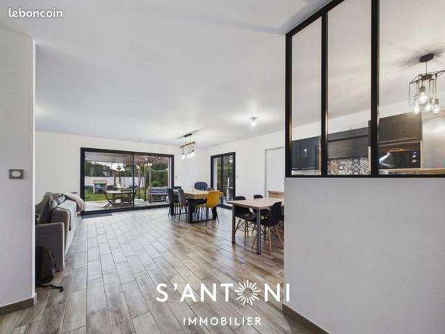 Maison 5 pièces 123 m²