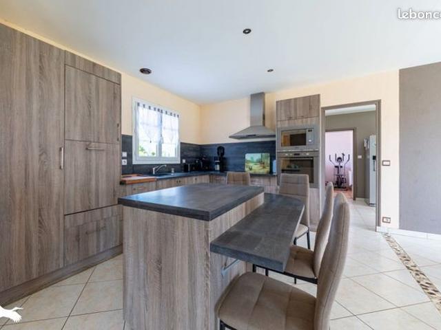 Maison 5 pièces 134 m²