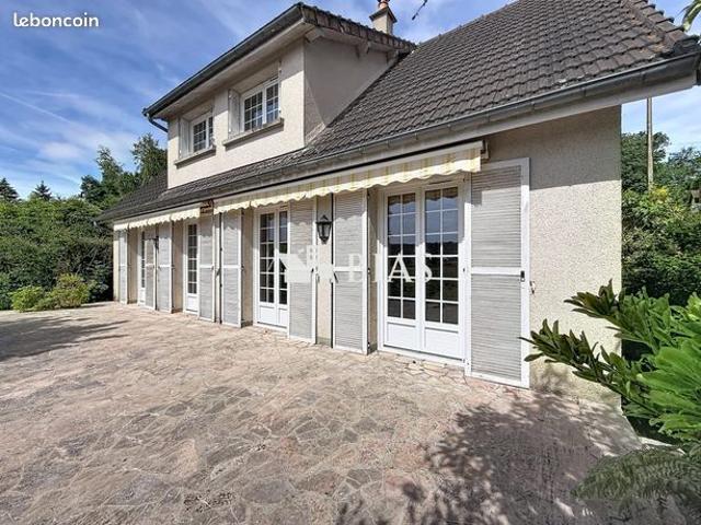 Maison 5 pièces 134 m²