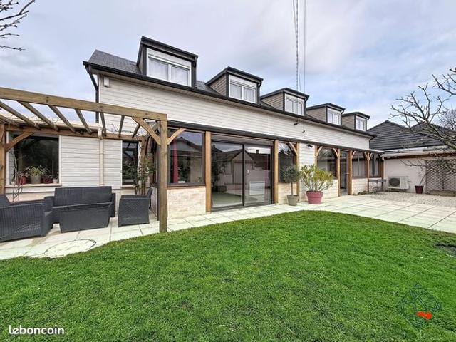 Maison 5 pièces 134 m²