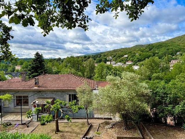 Maison 5 pièces 134 m²