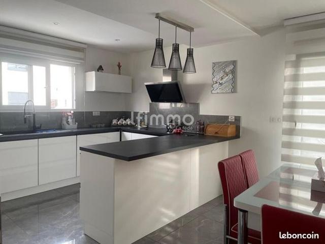 Maison 5 pièces 134 m²