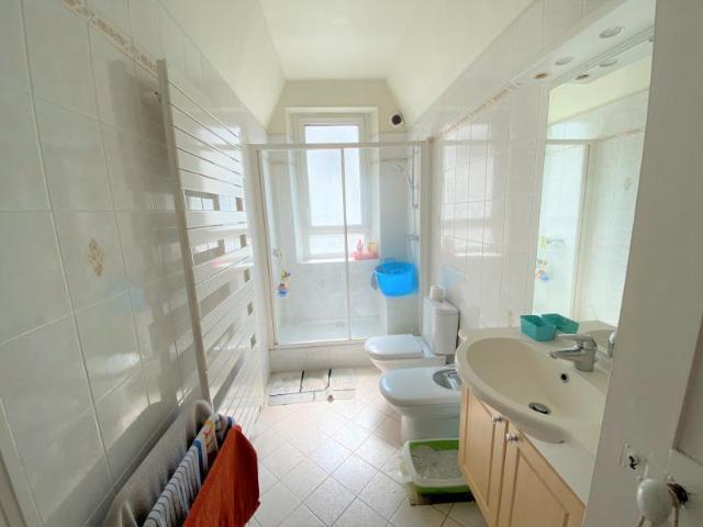 Maison 5 pièces, 134 m² à louer à Pau 64000