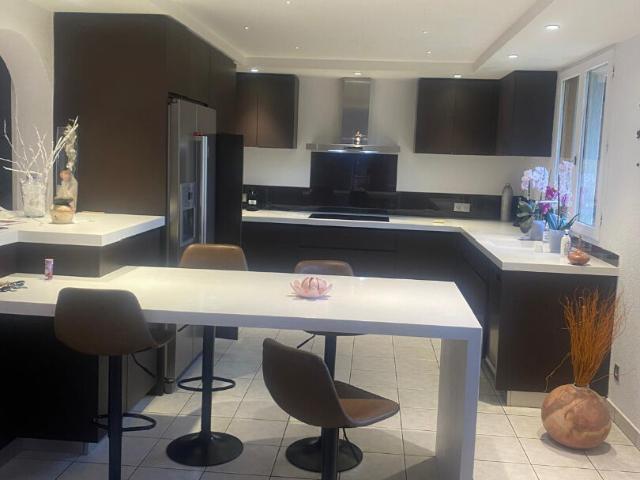 Maison 5 pièces 135 m²