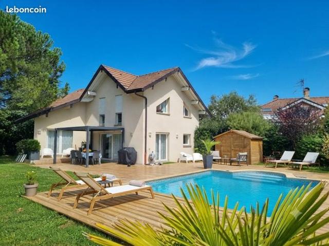 Maison 5 pièces 135 m²
