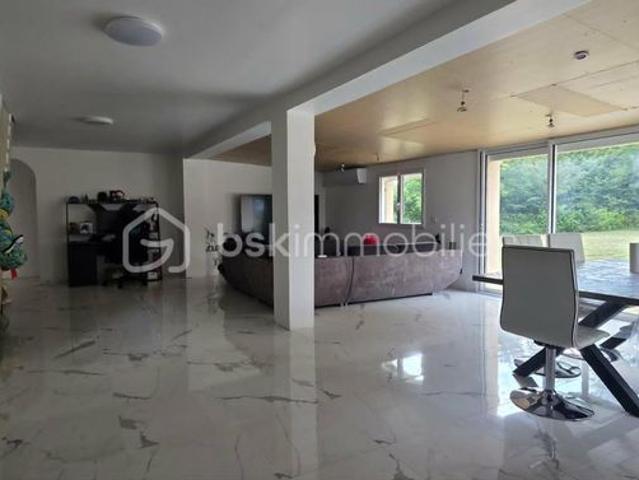 Maison 5 pièces 135 m²